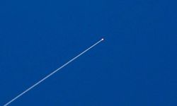 İran'dan Bölgeye Füze Yağmuru: "Gerçek Vaat 4" Operasyonu Başlatıldı