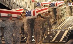 ABD’NİN İRAN HESABI TUTMADI: ABD’YE TABUTLAR GİTMEYE DEVAM EDİYOR