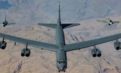 Bombardıman uçakları İngiltere'den havalandı!