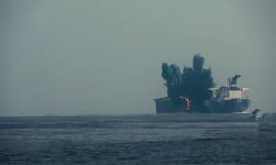 Fujeyre açıklarında bir tanker vuruldu