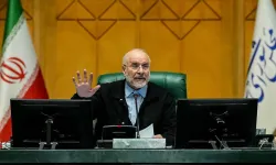 İran Meclis Başkanı: Pervasız ve acımasızca karşılık vereceğiz!