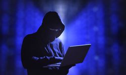 Facebook'tan 19 Milyon Kişinin Verilerini Çalmışlar: Siyah Şapkalı Hacker Çetesi Çökertildi!