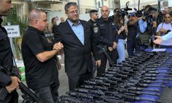 300 bin işgalciye silah ruhsatı!