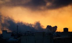 İran Enerji Bakanlığı duyurdu: Tahran'ın bazı bölgelerinde elektrik kesildi!