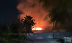 İran, Tel Aviv ve Dubai'deki ABD üssünü başarıyla vurdu! İşte o anlara ait görüntüler