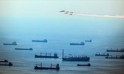 Hürmüz’de trafik durdu: Yüzlerce gemi bekliyor!