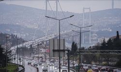 İstanbul'da bayramın birinci günü trafik kilitlendi!