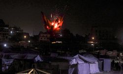 Gazze'ye saldırılar devam ediyor: Bir çocuk daha şehit edildi!