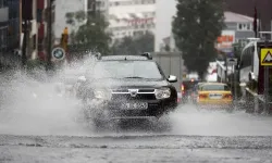 İstanbul'da sağanak yağış etkisini sürdürüyor