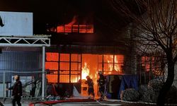 Kayseri’de mobilya atölyesinde korkutan yangın