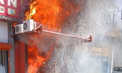Zeytinburnu Demirciler Sitesi'nde Yangın!