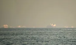 İran'dan arabuluculara: Hürmüz'den geçişler sınırlı olacak