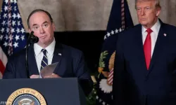 İran'da değil ABD'de rejim değişiyor.. Üst düzey istifa