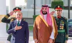 Prens Selman, Pakistan Başbakanı Şerif ile bir araya geldi