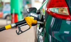 Motorine büyük indirim bekleniyordu, petrol tekrar yükseldi.. Güncel fiyatlar