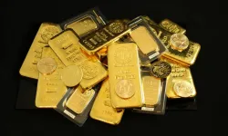 Altın beklemeye geçti