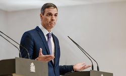 Utanmaz israilden İspanya lideri Sánchez’e savaş suçu davası
