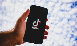TikTok belası: Bebekler bile kozmetik reklamında