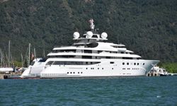 Marmaris’e yanaşan lüks geminin yakıt faturası duyanları şaşkına çevirdi