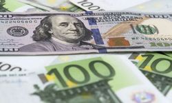 Dolar alarm veriyor
