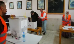 Filistin'de seçim: Kim önde?