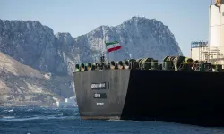 İran ordusu: Donanmamızın desteğiyle İran tankerleri Arap Denizi’ni geçti