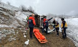 Ambulans devrildi: Ölü ve yaralılar var