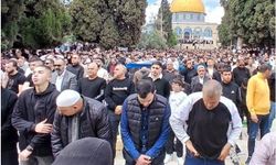 Mescid-i Aksa’da 5 hafta sonra ilk cuma namazı!