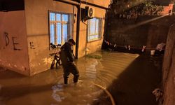 Adana'yı sağanak vurdu