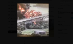 Panama’da köprü altında petrol tankeri patladı