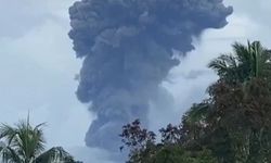 Semeru Yanardağı yeniden faaliyete geçti!