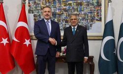 Dışişleri Bakanı Fidan, Pakistanlı mevkidaşı Dar ile görüştü!