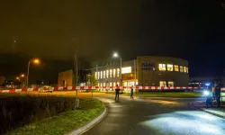 Hollanda’da israil destekçisi merkeze patlama