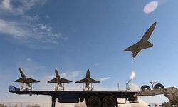 İran Devrim Muhafızları, petrokimya ve karargahları hedef aldı!