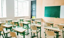 7 yaşındaki çocuğa tören baskısı.. Disipline verildi