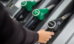 Petrol düştü, vatandaş akaryakıtta da indirim bekliyor.. Güncel fiyatlar