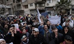 Suriye'de sokaklar ayakta: Öfke büyüyor