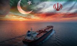 Pakistan bayraklı tanker Hürmüz Boğazı'nı geçti!