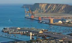 Savaşa rağmen Pakistan-İran transit koridoru resmen başladı