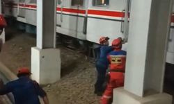 Endonezya’da tren kazasında bilanço ağırlaşıyor!