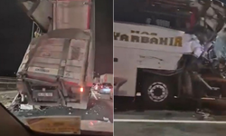 Tır ile yolcu otobüsü çarpıştı: Çok sayıda yaralı var