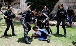 İşgal rejimi Gazetecilere saldırıyor!