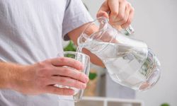 Her gün 2 litre su içmelisin kuralı artık geçerli değil