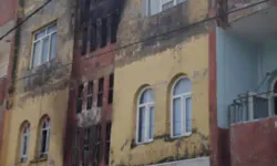 Mardin’de 2 katlı binada yangın!