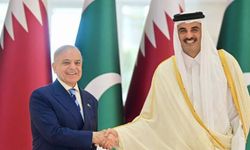 Pakistan Başbakanı, Suudi Arabistan'dan sonra Katar'da temaslarda bulunuyor