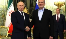 Putin, Pezeşkiyan ile Orta Doğu’daki gelişmeleri görüştü!