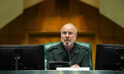 Kalibaf'tan Trump'a: Oyununuz bitti, bizim hala kozumuz var