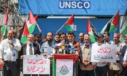 Gazze'deki Filistinliler israil saldırıları protesto edildi