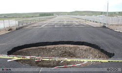 Aynı güzergâhta ikinci kez yol çöktü!