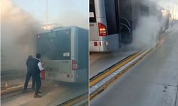 Avcılar’da metrobüs alev aldı!
